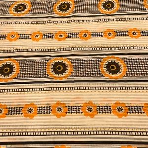 Vintage retro Wamsutta Mills fabric. Approx 1 yrd